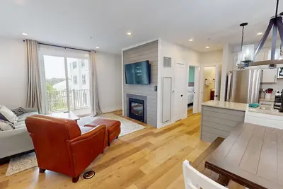 Image de New! Seneca 202 - Brigham Two Bedroom Plus Condo