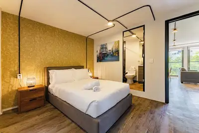 Image de Vh | Condesa | Vista with Balcony & Rooftop + Gym | 255