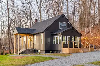 Image de Charming 4-bedroom house with Hot Tub, Sauna and Play Area in Newfoundland