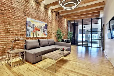 Image de Cutting Edge condo in Old Montreal with private terrace