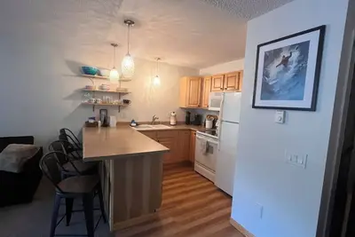 Image de Cozy Girdwood Basecamp Studio