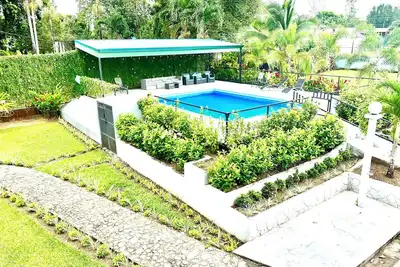 Image de Family-Friendly 5br Oasis with Private Pool Just Outside La Fortuna