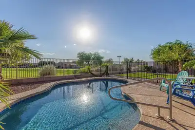 Image de Desert Haven with Heated Pool