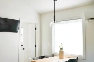 Image de The Briar -  New! - Menominee River  Tiny Cottage