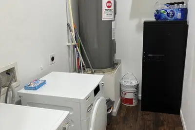 Image de Beautiful 3 bed house located near the Nrg and Downtown Houston