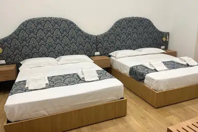 Image de Inside the heart of Palermo, a minute to go to mondello, immersed by local