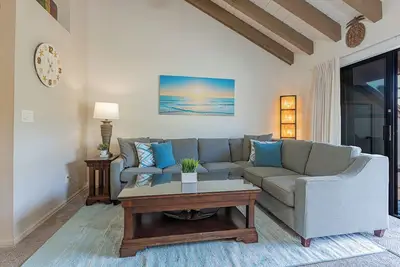 Image de Family 2br- M209-Across from Kam Iii Beach & Park | Near Shops/Dining and Boats