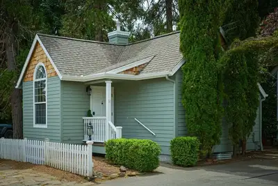 Image de Cottage Eleven in the Heart of Jacksonville! !