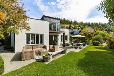 Image de Lakeside Serenity Wanaka