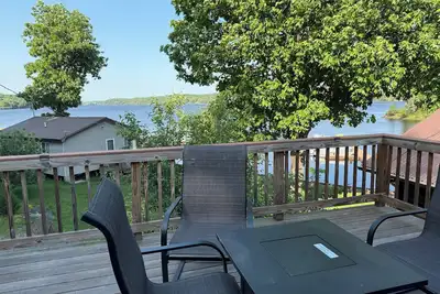 Image de Lakeside Loft on Black Lake