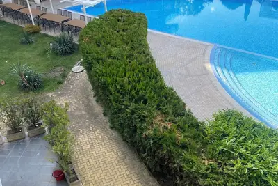 Image de One-bedroom with pool view 300 from the beach 303