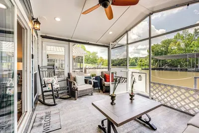 Image de Modern Houseboat on Flint River w/ Dock!