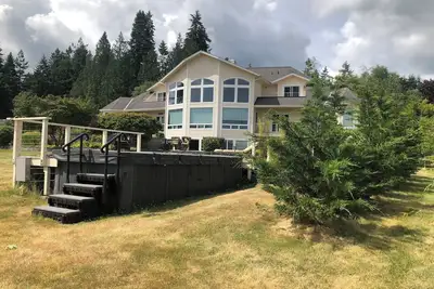 Image de Luxury Seafront Stay with Separate Entrance at Gate Way to Olympic National Park