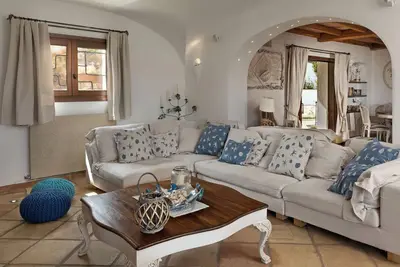 Image de Villa Erica with Pool and wide sea view, close to the beach.