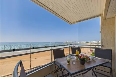 Image de Vue mer, joli studio pour 4 à 40m de la plage