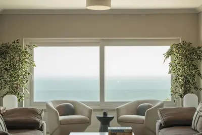 Image de Ocean View Luxury Condo-Walk to Beach & Cascais with Spectacular Views of Sea