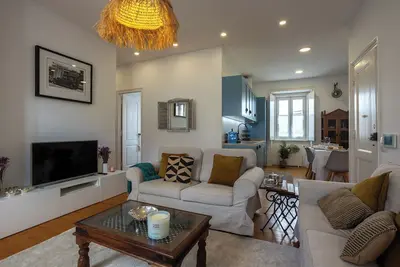 Image de Maison familiale de plage. À minutes à pied de la plage. Soleil et divertissement