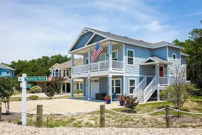 Image de New Listing! Updated Beach Cottage&Community Perks