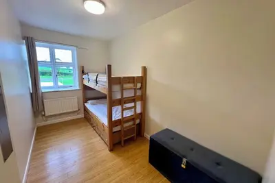 Image de 3 Bedroom lodge style accommodation, Sleeps 14 with a large kitchen/dinner