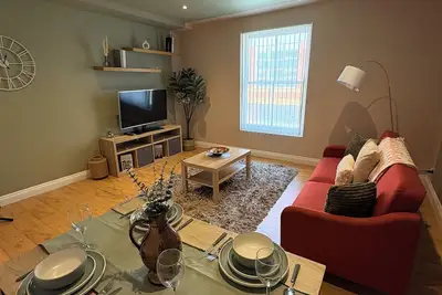 Image de Centrl Duplex Apartment w 2 Bathrooms, Free Wi-Fi, Keyless Access, Sleeps up to 9