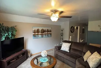 Image de Comfortable 2 Bedroom Unit Near Wittman Airport and Lake Access!