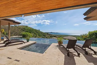 Image de Oceanview Villa in Mar Vista | Infinity Pool