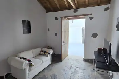 Image de Maison de vacances 'Fagundo 84' avec vue sur les montagnes, terrasse privée et Wi-Fi