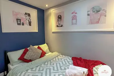 Image de The Bath Collection x Roman near City Centre!