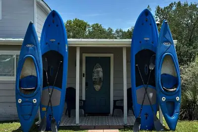 Image de Belaire Lake Retreat, Cozy 2br with Firepit & Kayaks