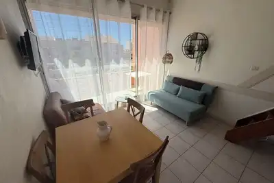 Image de Agréable studio avec balcon proche de la plage