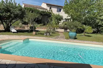Image de Au cœur des vigne, à 7 mn du centre d’Aix en Provence. Bastide avec piscine