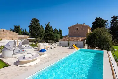 Image de Villa 'Can Mas Antigua' avec vue sur les montagnes, Wi-Fi et climatisation