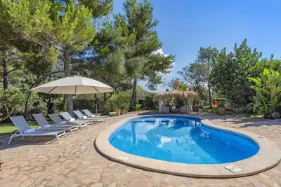Image de Villa 'Verd Vall De Colonya' avec vue sur les montagnes, Wi-Fi et climatisation