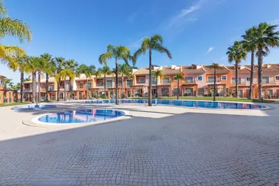 Image de Appartement 'Vale De Santa Maria' avec piscine partagée, Wi-Fi et climatisation