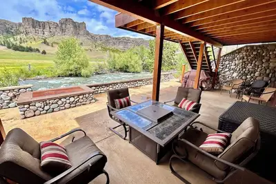 Image de Stillwater River Front Montana Home