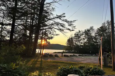 Image de Waterfront-2/1- Cozy Cottage -Adventure & Romance, Hiking, Kayaking-lots of fun