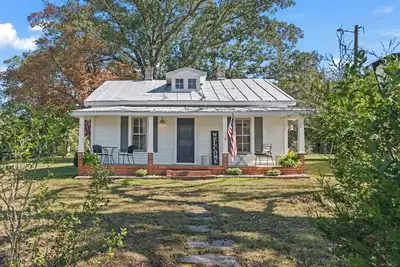 Image de Charming Farmhouse in Mineral, conveniently located near Short Pump & Lake Anna