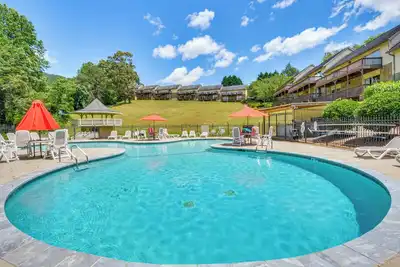 Image de Pool & Golf Access: Family Cabin in Clayton