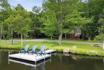 Image de Lakefront Sunsets Private Dock  Fishing Beach