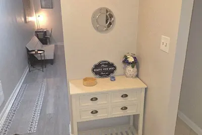 Image de 3 Bedroom 2 Bathroom Cozy, Condo in Laurel, Maryland - Central Location