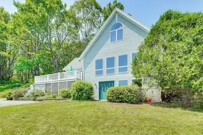 Image de Boat Nearby: Barters Island Home w/ Views