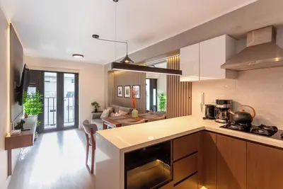 Image de Designer apt with pool in downtown Miraflores 1br/1ba