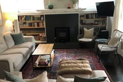 Image de Beautiful 4-bedroom, 2 Story house in downtown Indianapolis: Wifi, Ac, firepit