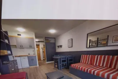 Image de Apartment au pied de piste et beaucoup de magasins et supermarchés (126)