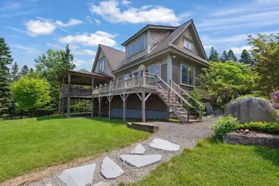 Image de Moose Ridge Haven | Spacious and beautifully appointed home with magnificent views