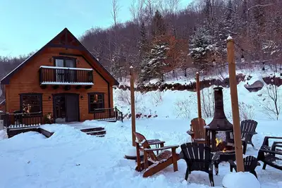 Image de Le Repos des Cèdres | Foyer, forêt, randonnée