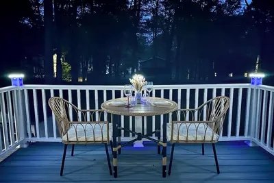 Image de New🤎La Cabana🤎 with Indoor HotTub, Dual Shower & GameRoom