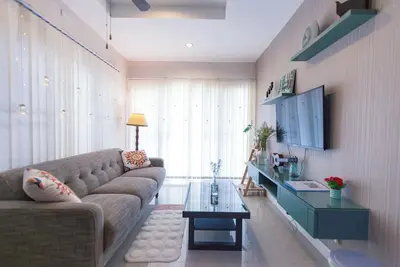 Image de 3br Home by Night Market • Free Airport Pickup