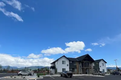 Image de Brand new 2-bedroom condo with WiFi and Ac in historic Driggs