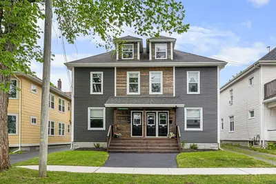 Image de Clean & Modern 1br | 4 Guests | Parking & Wi-Fi